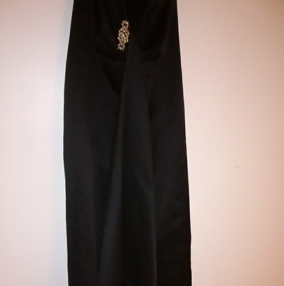 Princess Gown - Picture 2 of 6
